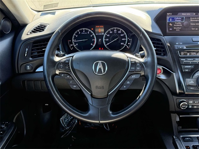 2013 Acura ILX 2.0L Technology photo 16