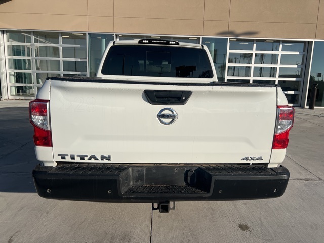 2021 Nissan Titan S photo 3