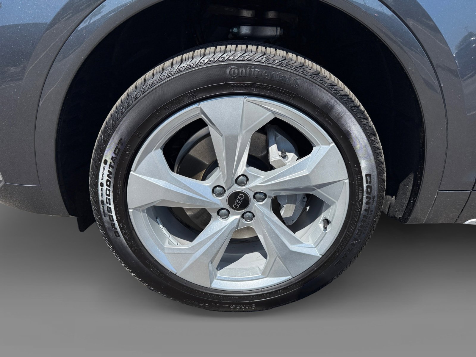 2025 Audi Q5 45 S line Premium Plus photo 8