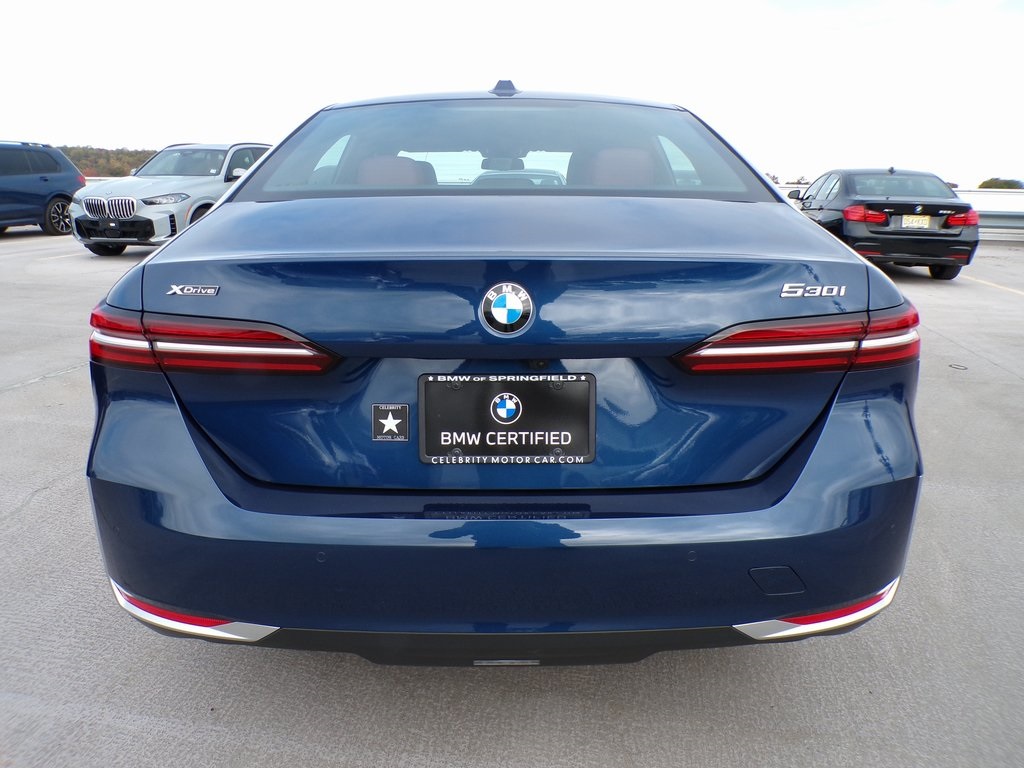 2025 BMW 5 Series 530i