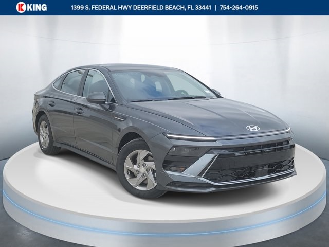 2026 Hyundai Sonata SE's photo