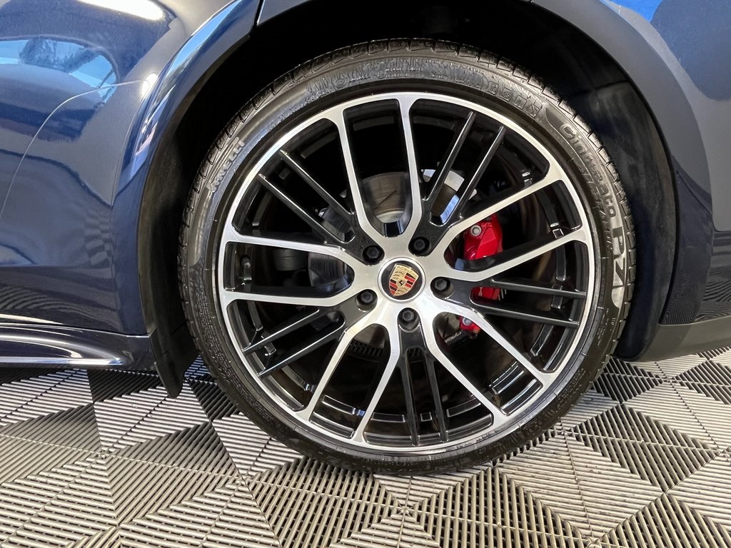 2021 Porsche Panamera 4S photo 13