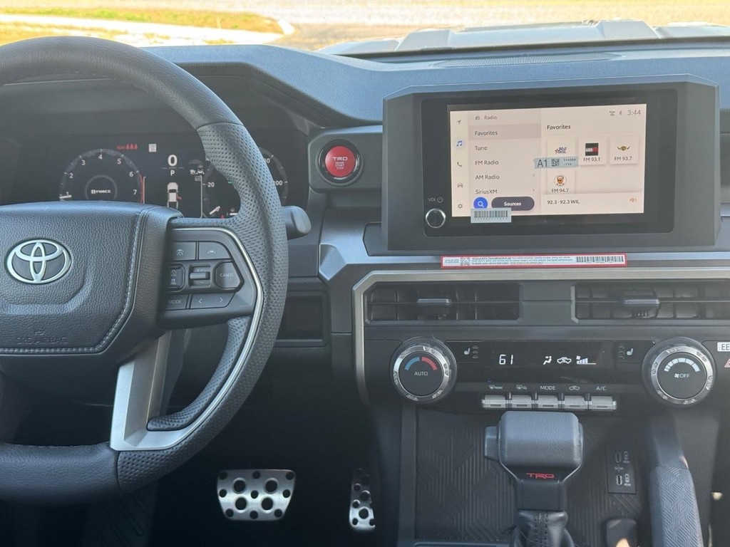 2025 Toyota Tacoma TRD Sport 4x4 Double Cab photo 7