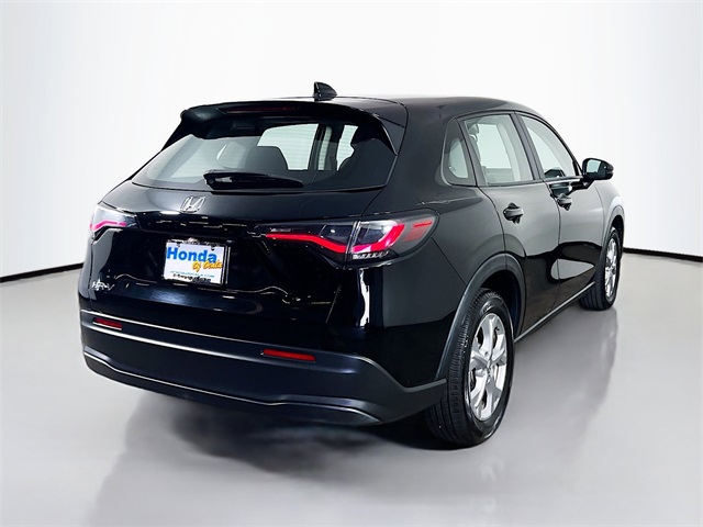 2023 Honda HR-V LX photo 3