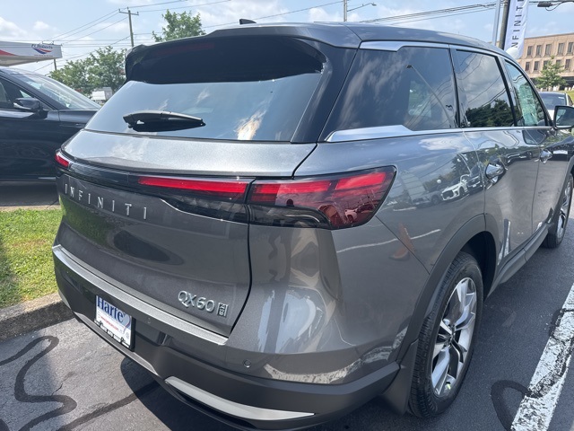 2026 Infiniti QX60 Pure photo 3