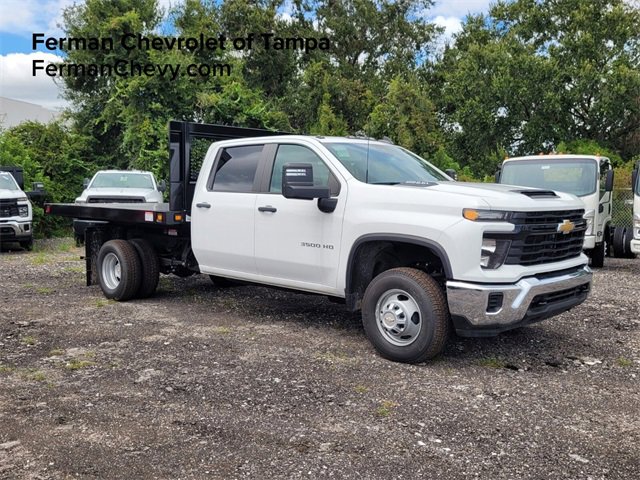 2024 Chevrolet Silverado 3500 Chassis Cab Work Truck's photo