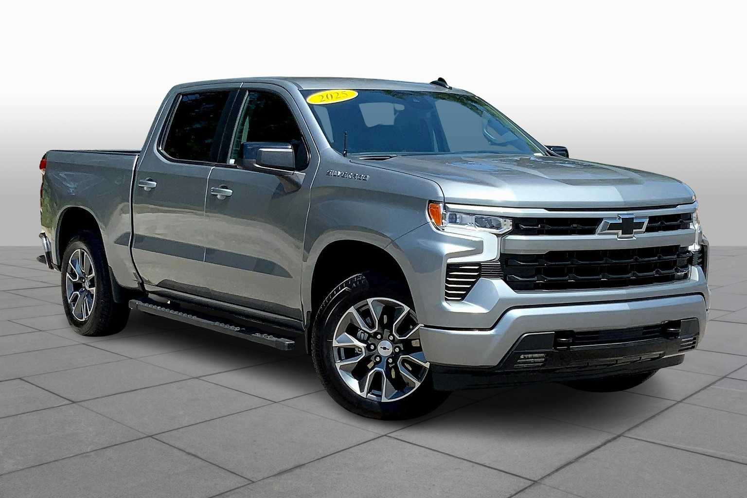 2025 Chevrolet Silverado 1500 RST photo 2