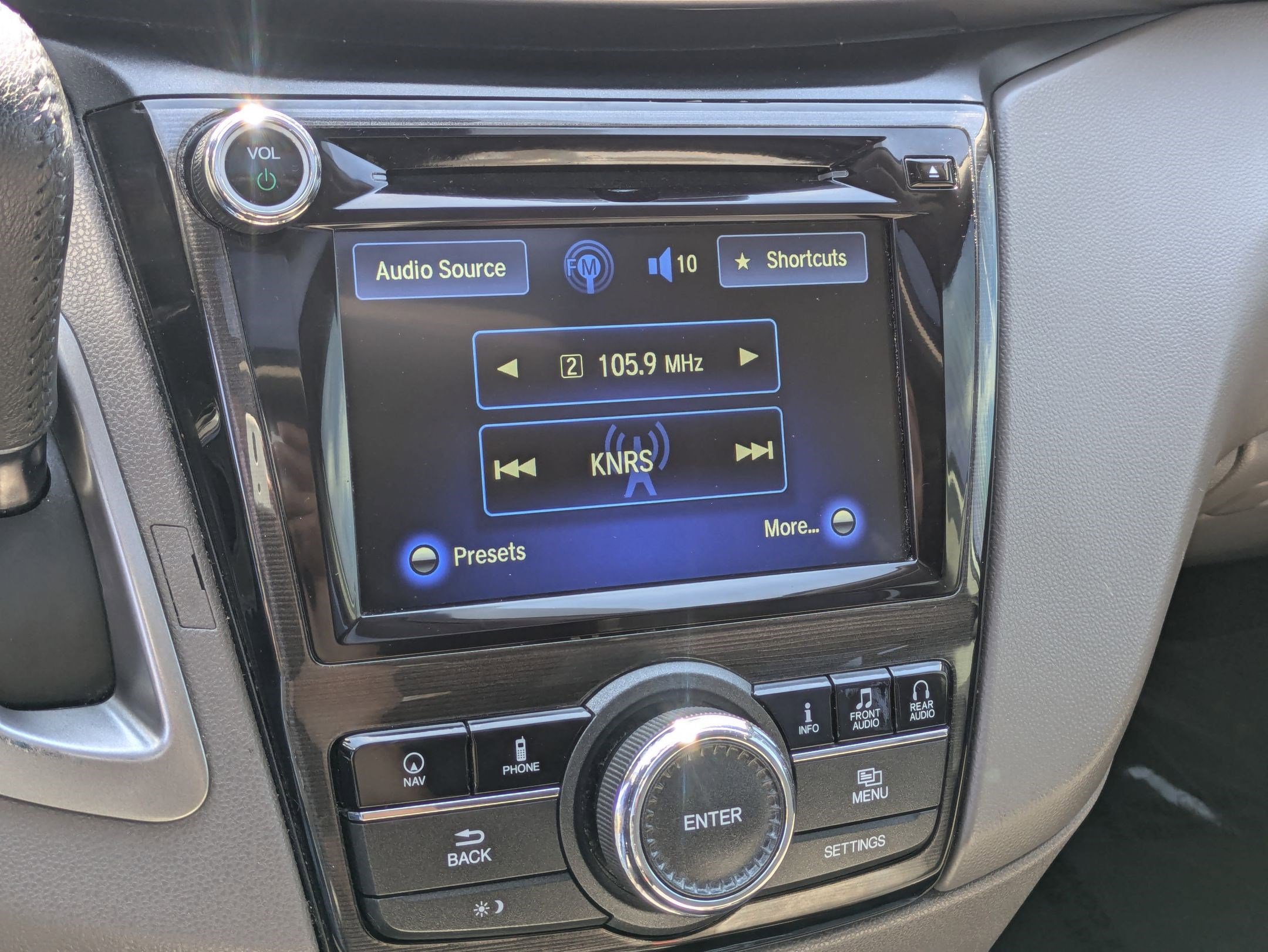 2016 Honda Odyssey Touring photo 22