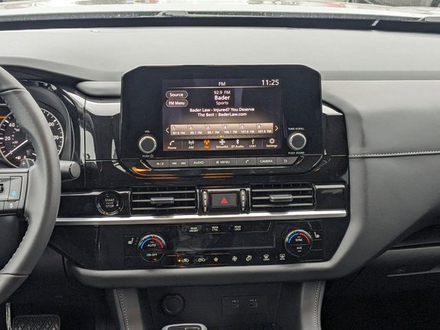 2025 Nissan Pathfinder SV photo 16
