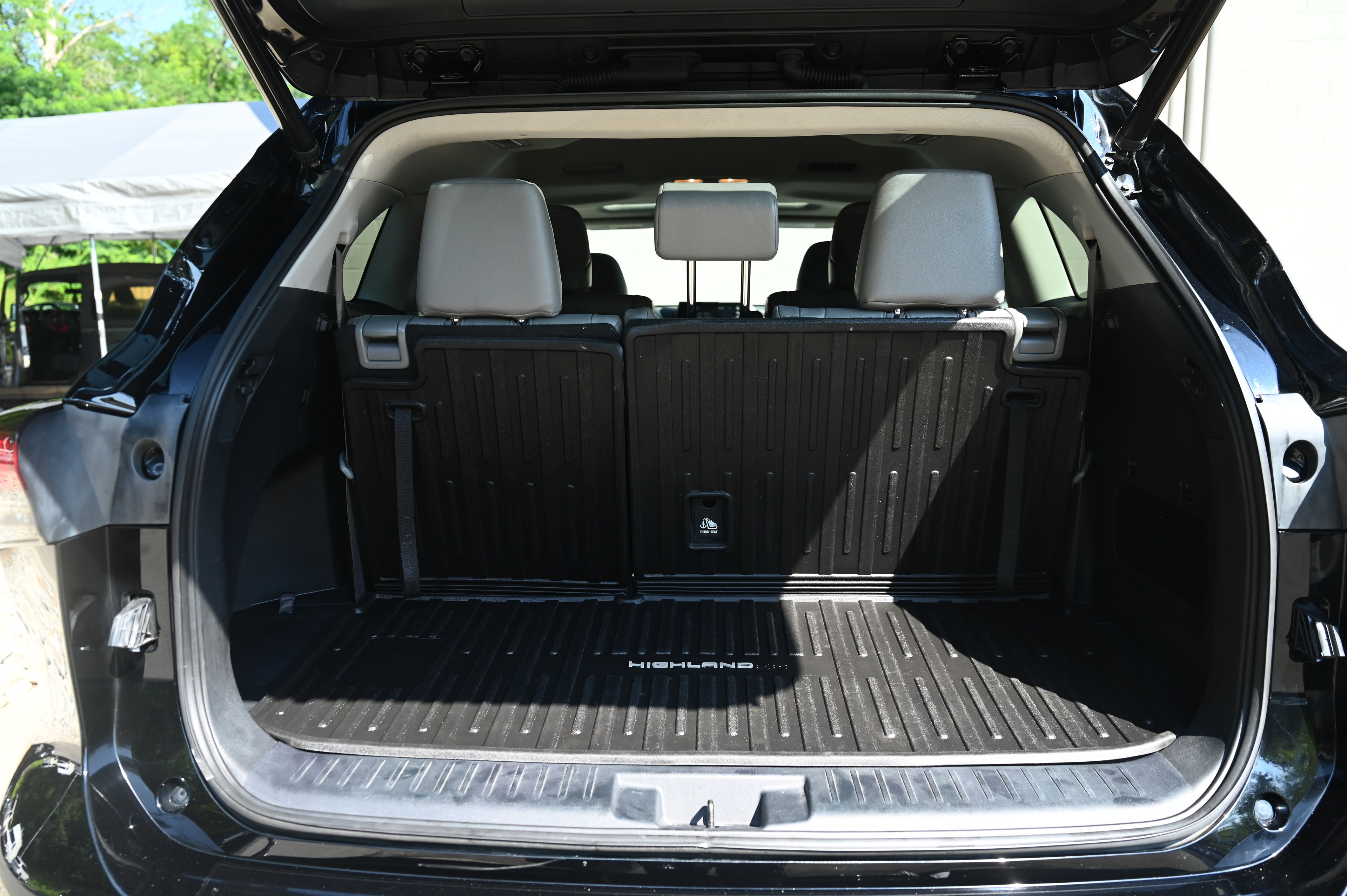2021 Toyota Highlander XLE photo 42