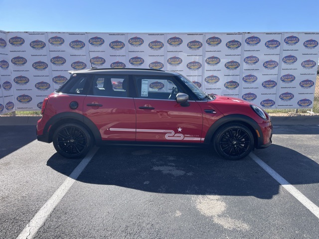 2023 MINI Hardtop 4 Door S's photo