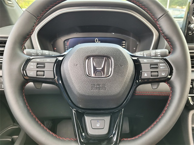 2025 Honda Pilot Black Edition photo 17