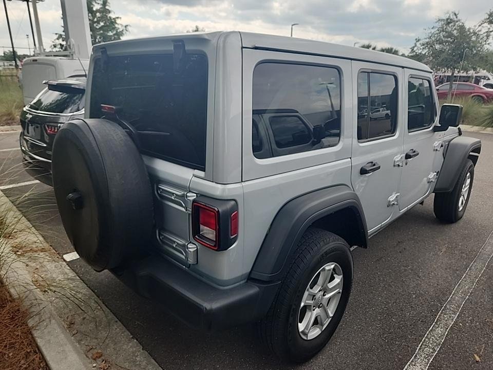 2022 Jeep Wrangler Unlimited Sport S photo 2