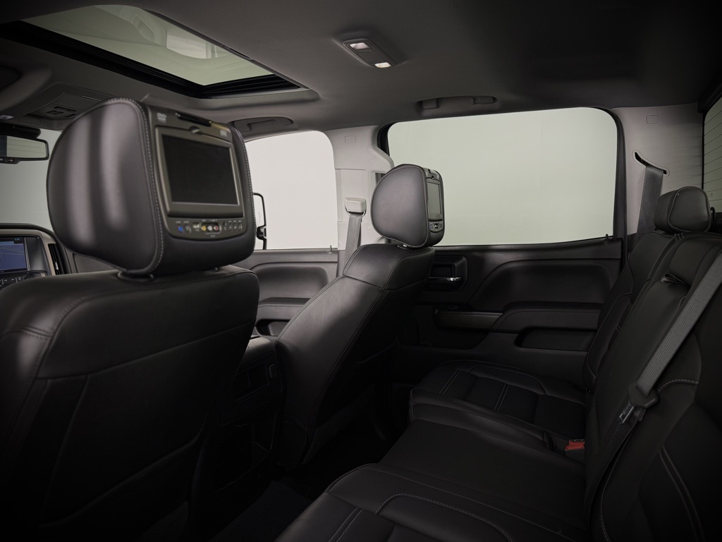 2019 Gmc Sierra HD Denali photo 29