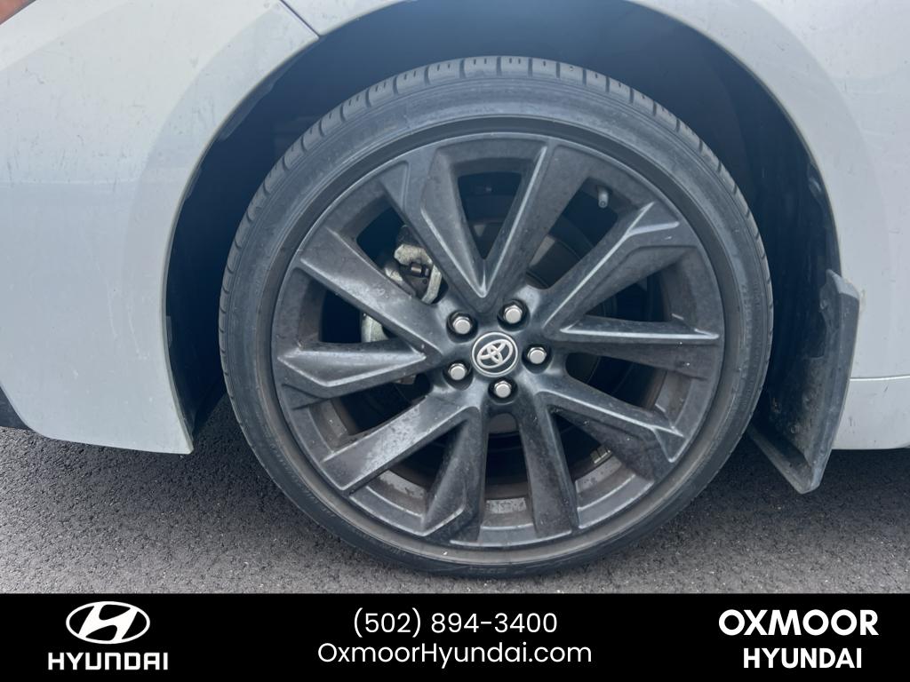 2023 Toyota Corolla SE photo 3