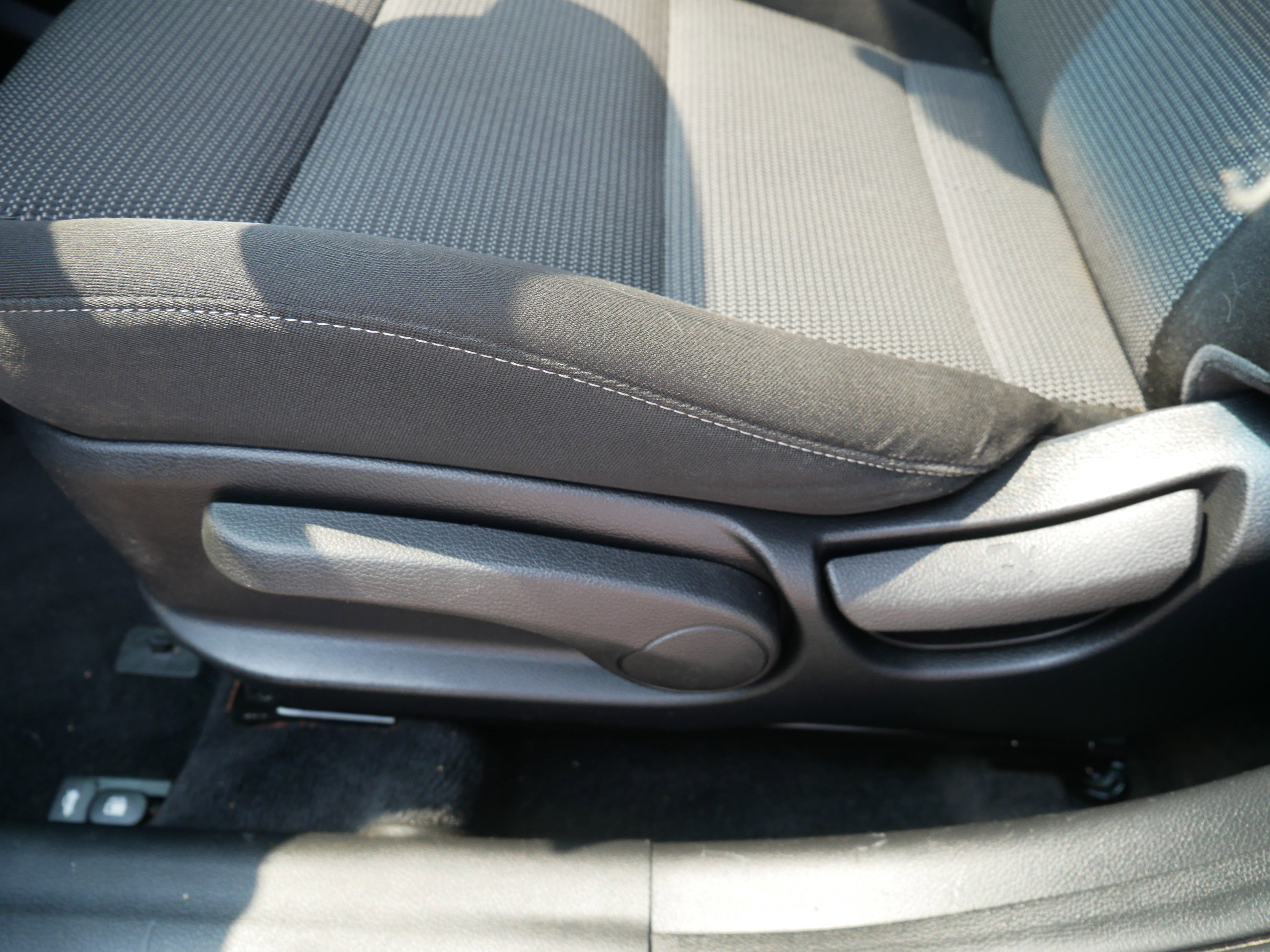 2018 Kia Forte LX Base photo 15