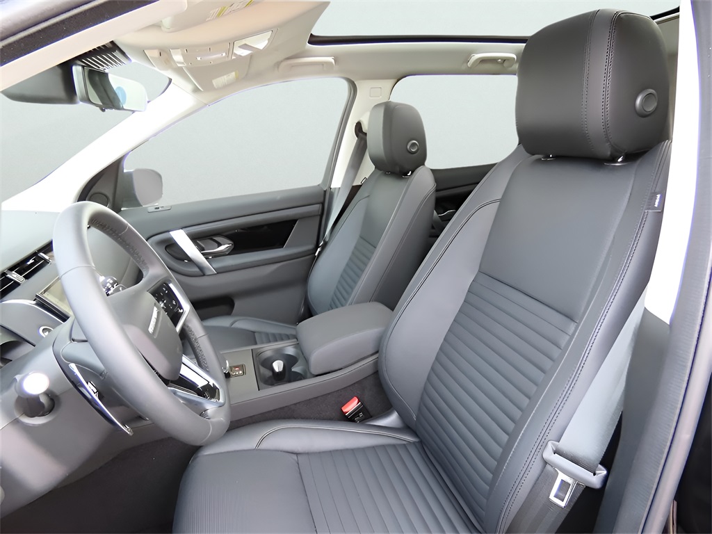 2025 Land Rover Discovery Sport S photo 45