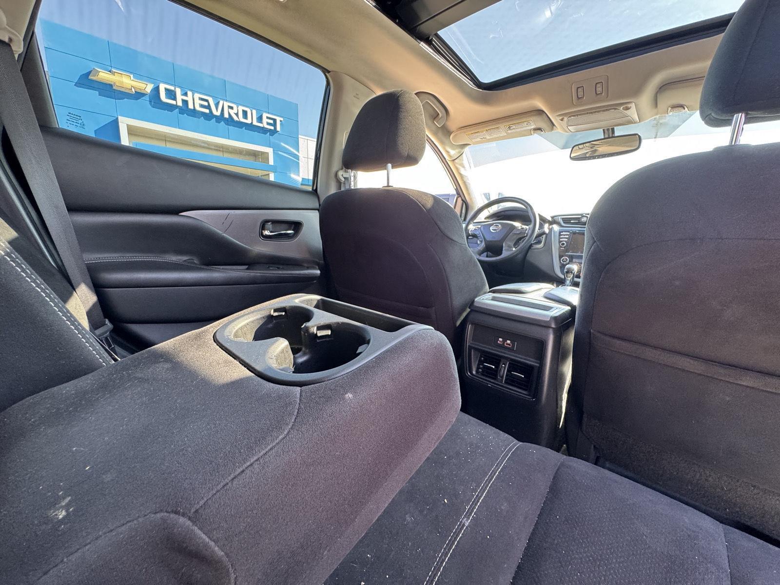 2019 Nissan Murano SV photo 3
