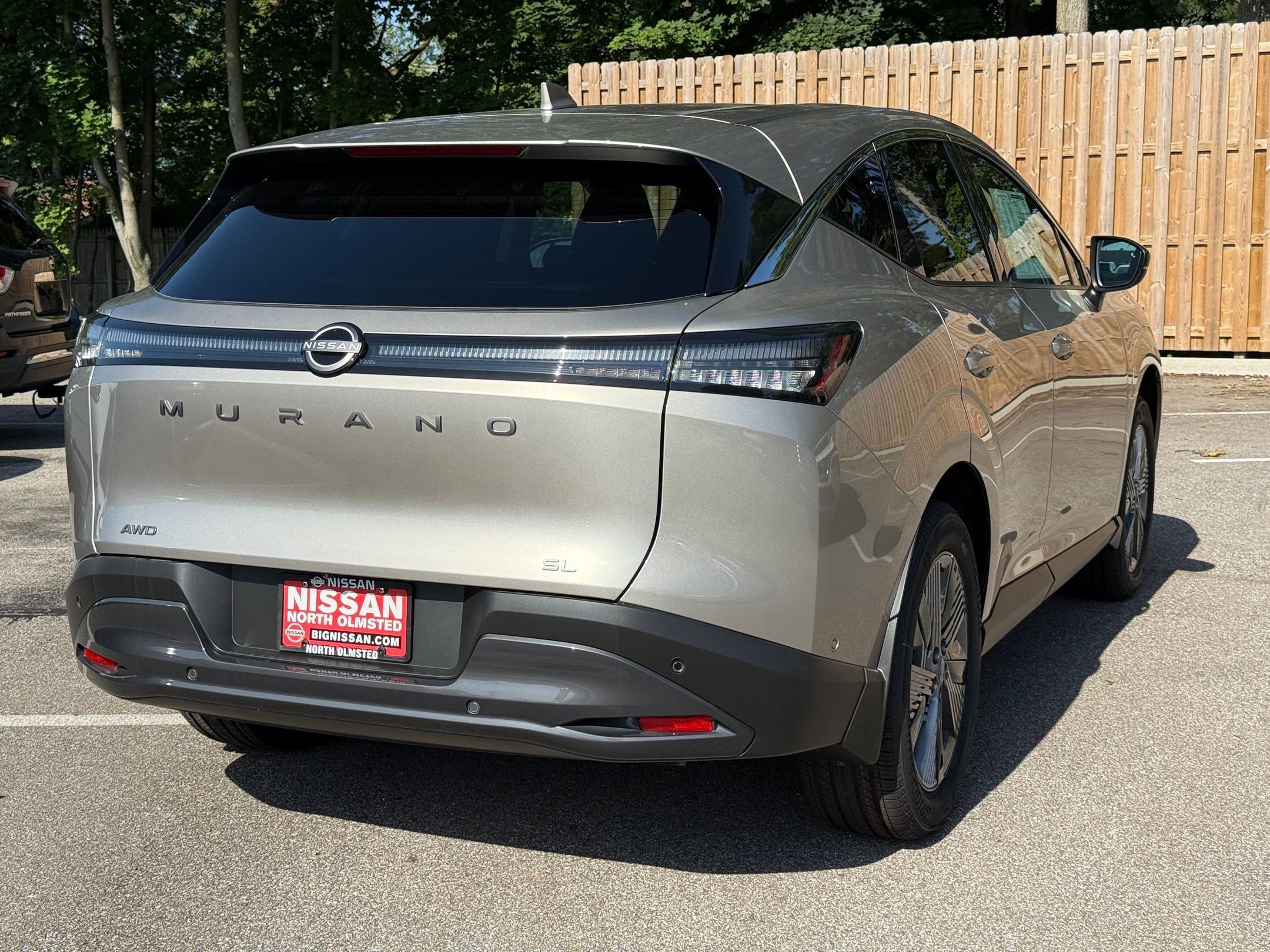 2025 Nissan Murano SL photo 2