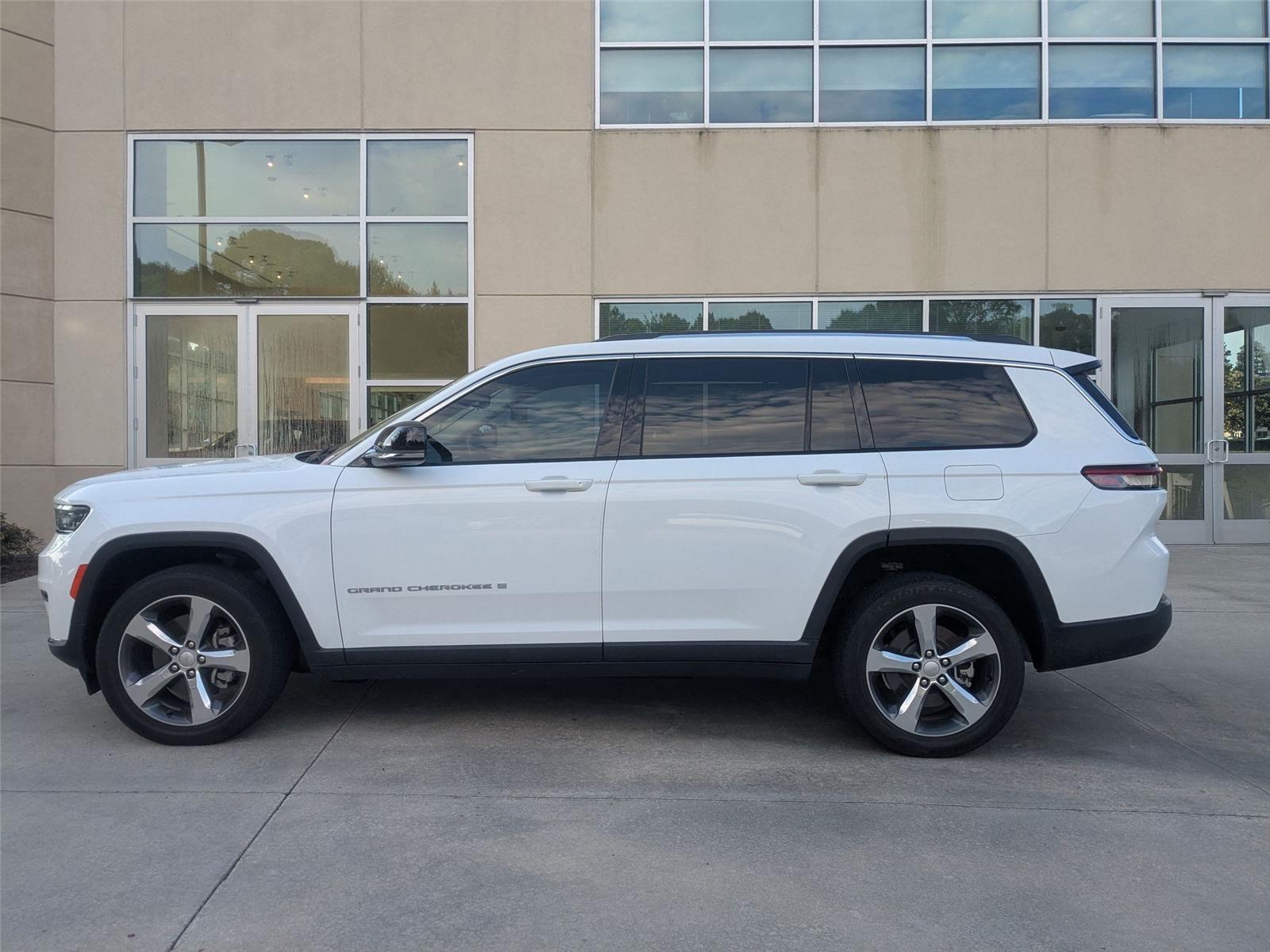 2021 Jeep Grand Cherokee Limited photo 2