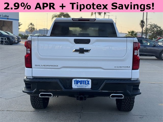 2026 Chevrolet Silverado 1500 Custom photo 3