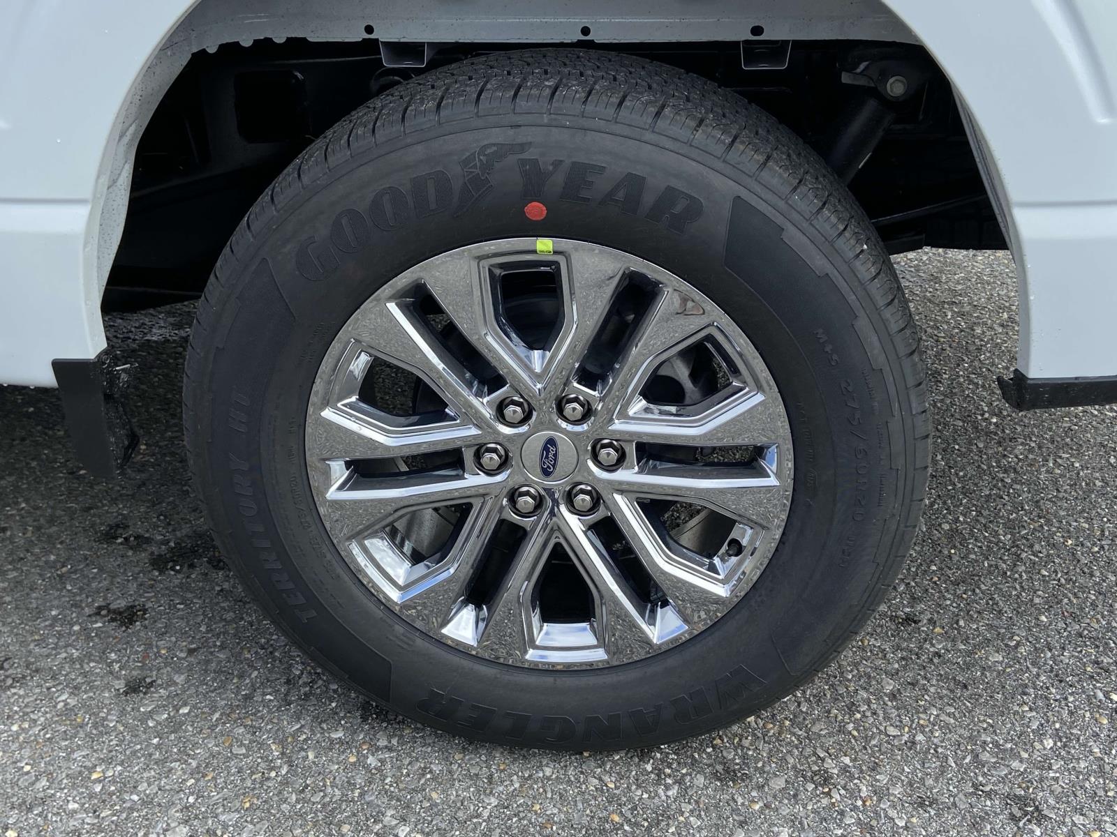 2025 Ford F-150 XLT photo 4