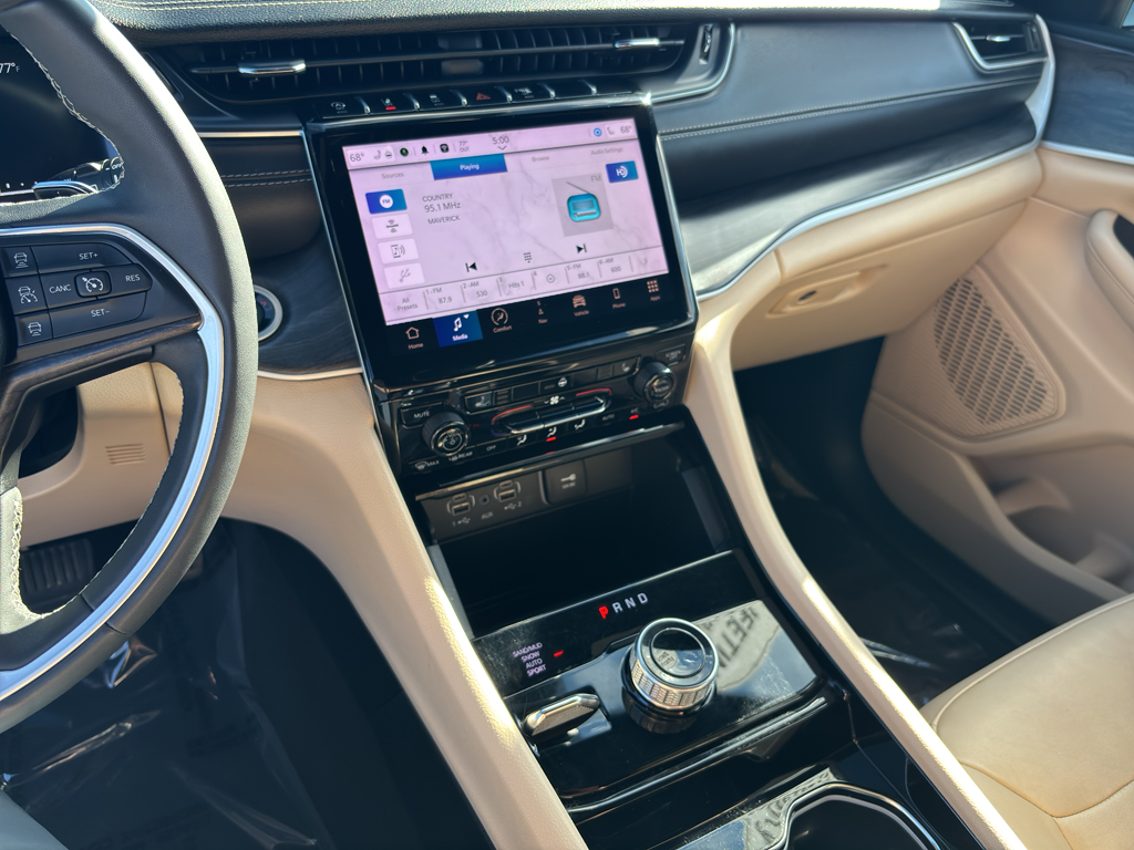 2023 Jeep Grand Cherokee Limited photo 24