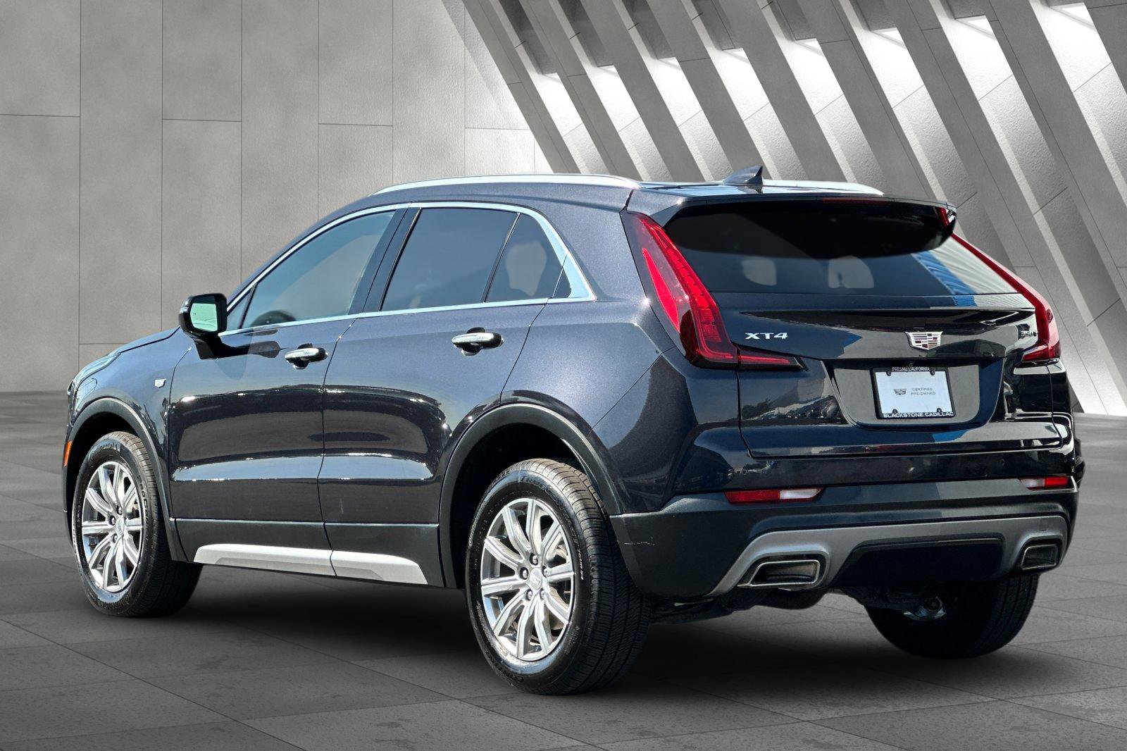2023 Cadillac XT4 Premium Luxury photo 5
