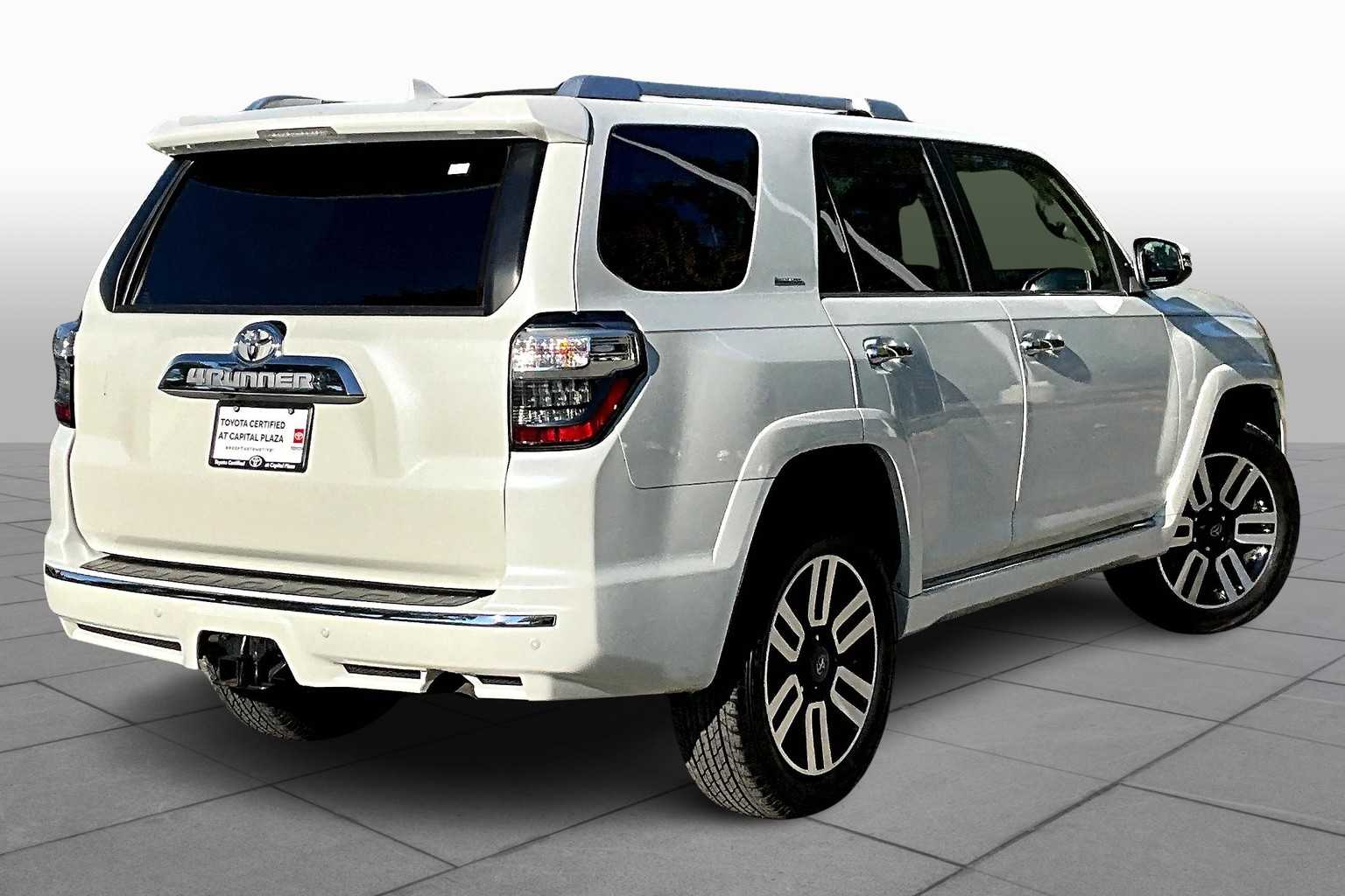 2023 Toyota 4Runner Limited photo 12