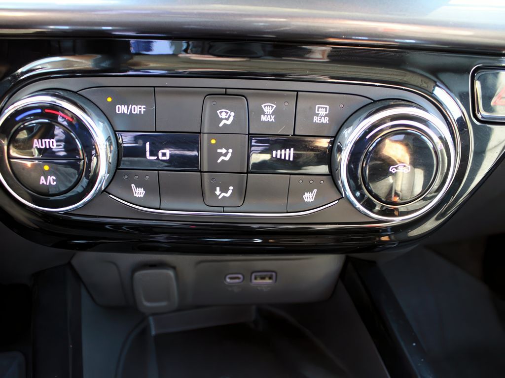 2024 Chevrolet Trax ACTIV photo 16
