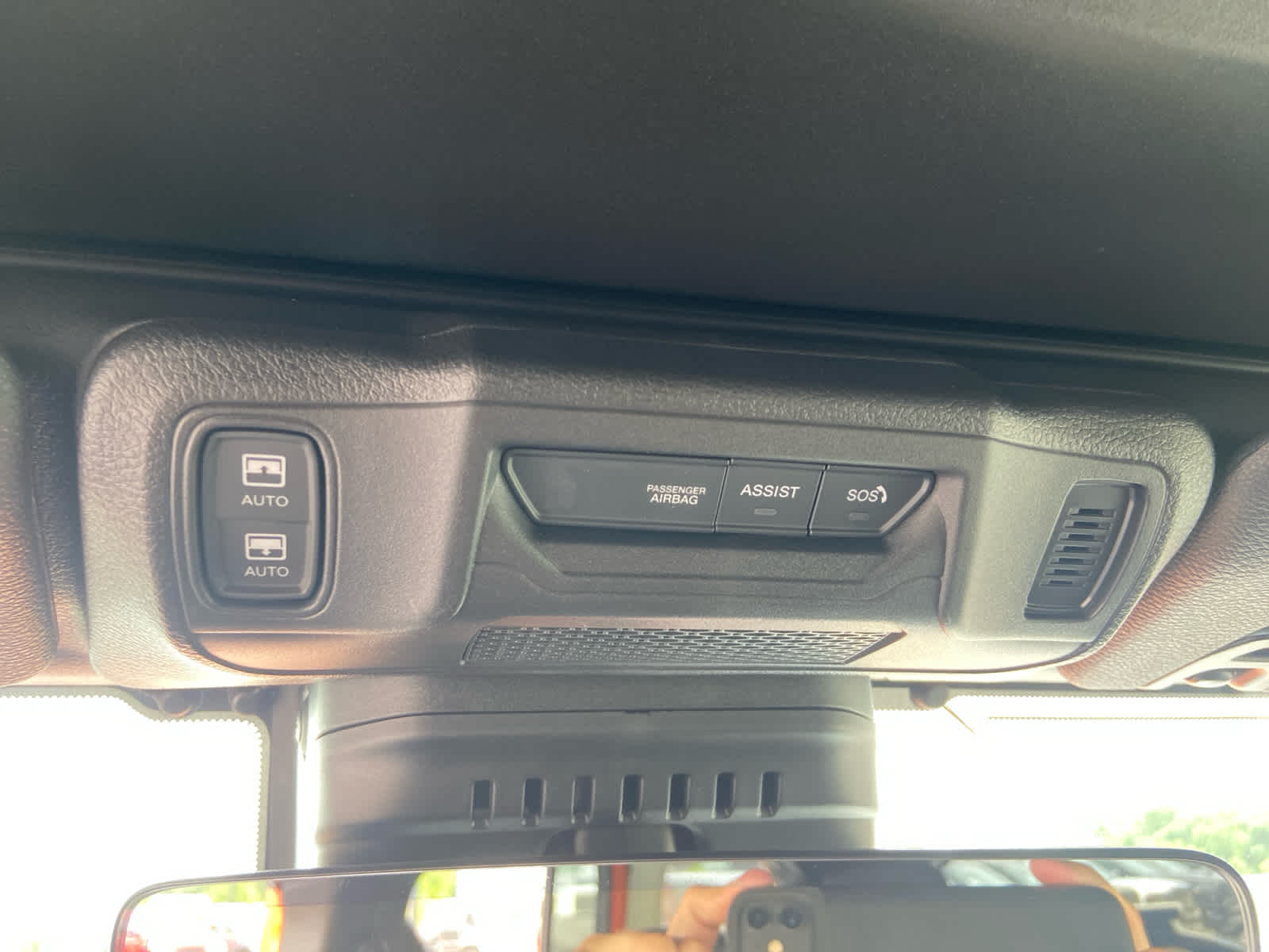2025 Jeep Wrangler Rubicon photo 33