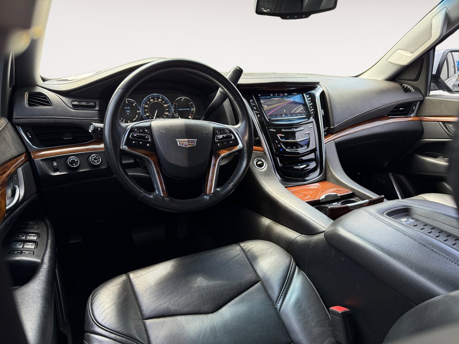 2015 Cadillac Escalade Luxury photo 15