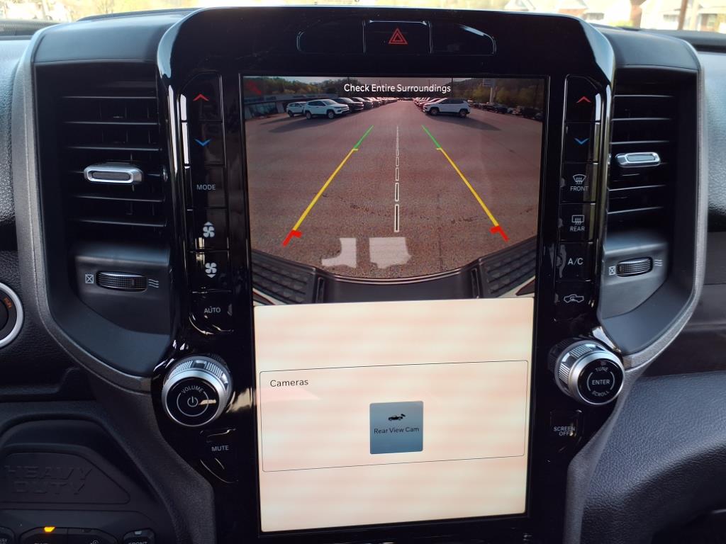 2025 Ram 2500 Tradesman photo 9