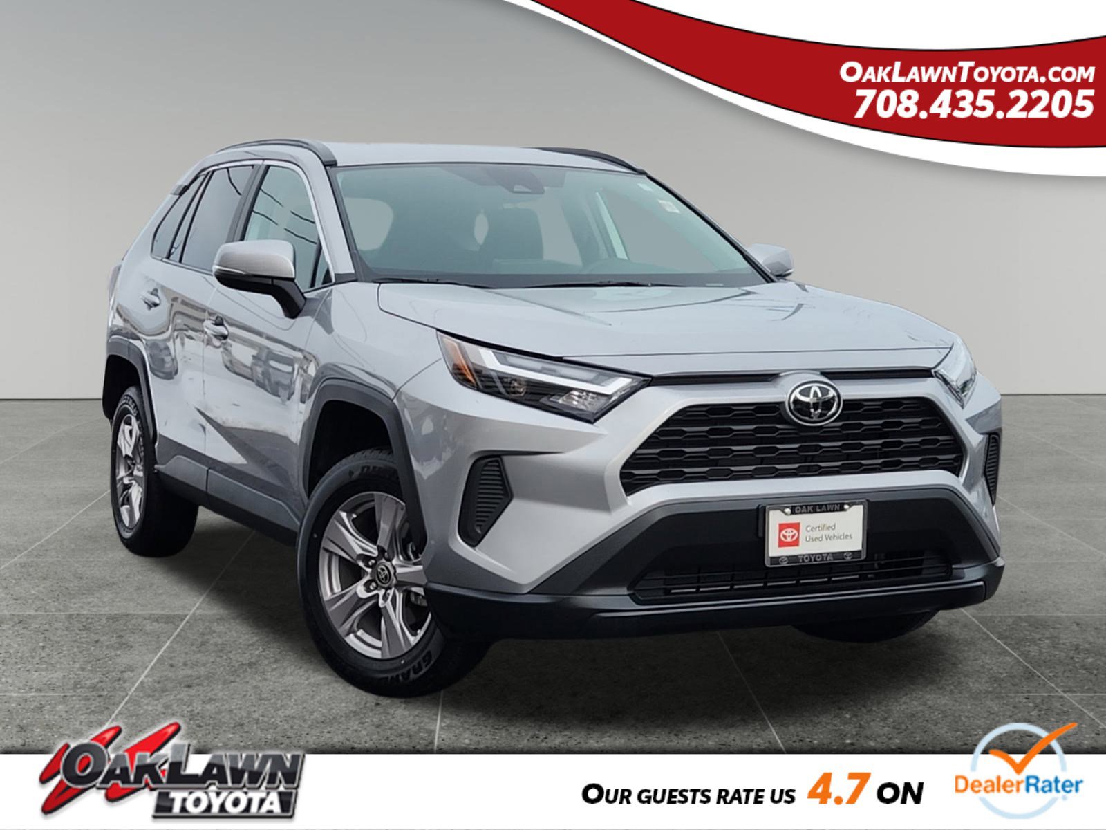 2025 Toyota RAV4 XLE's photo