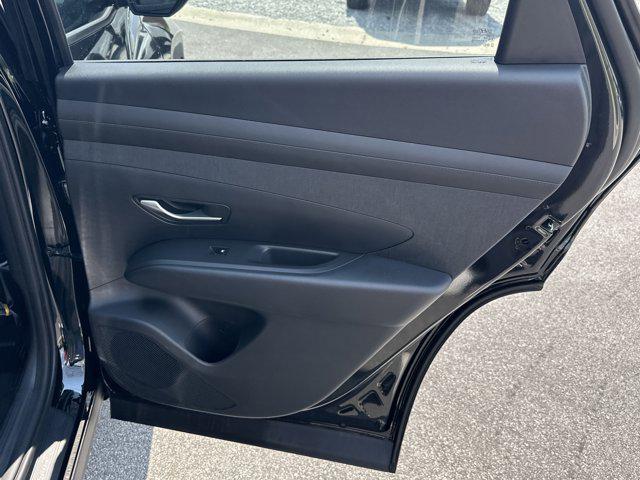 2025 Hyundai Tucson SEL Convenience photo 15