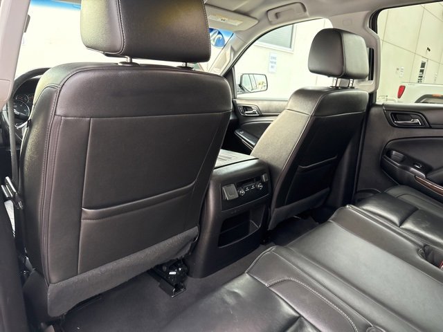 2020 Chevrolet Suburban LT photo 17