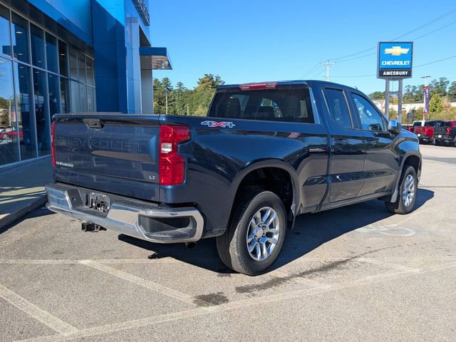 2022 Chevrolet Silverado 1500 LT photo 3