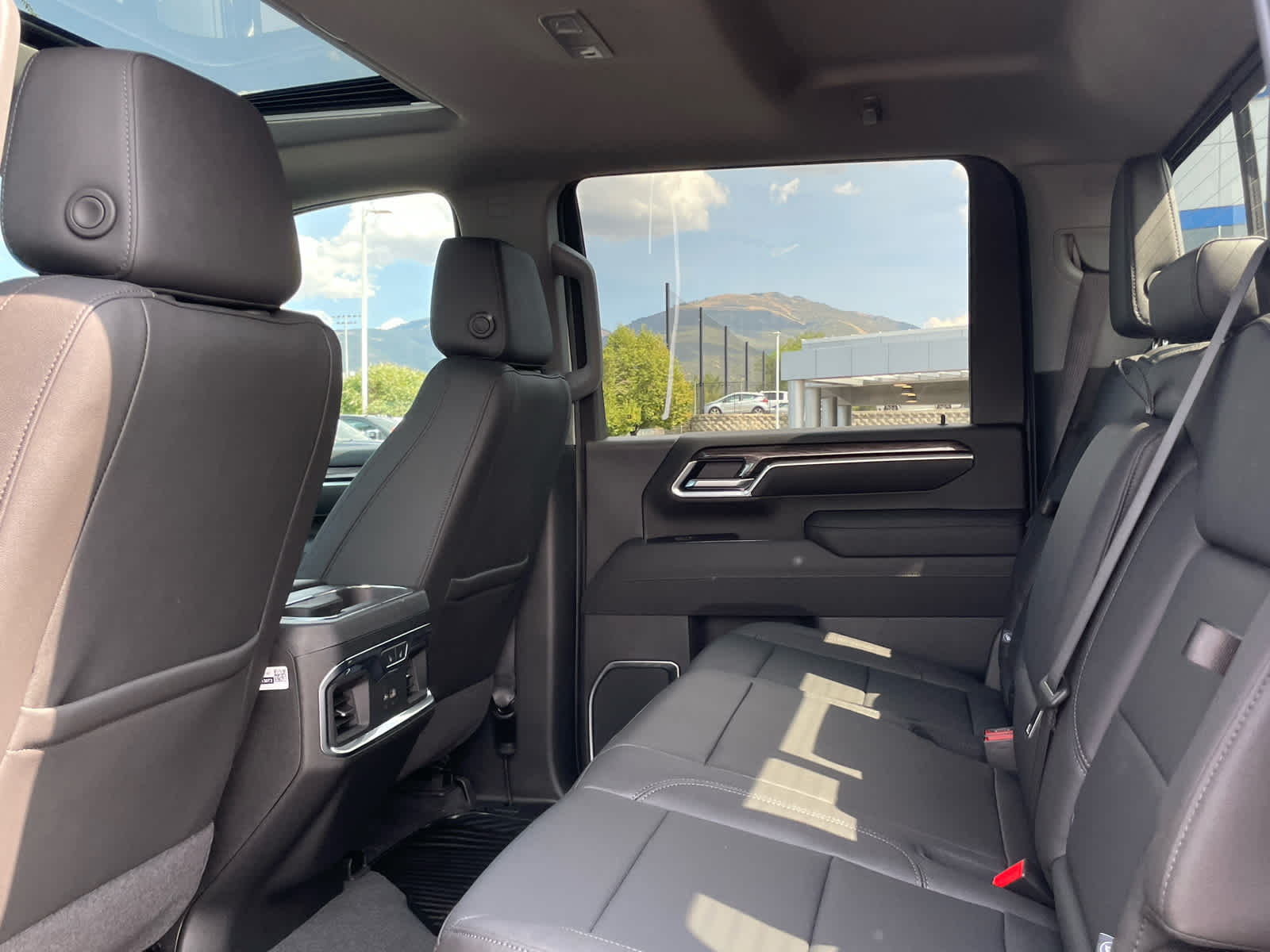 2026 Chevrolet Silverado 3500HD LTZ photo 20