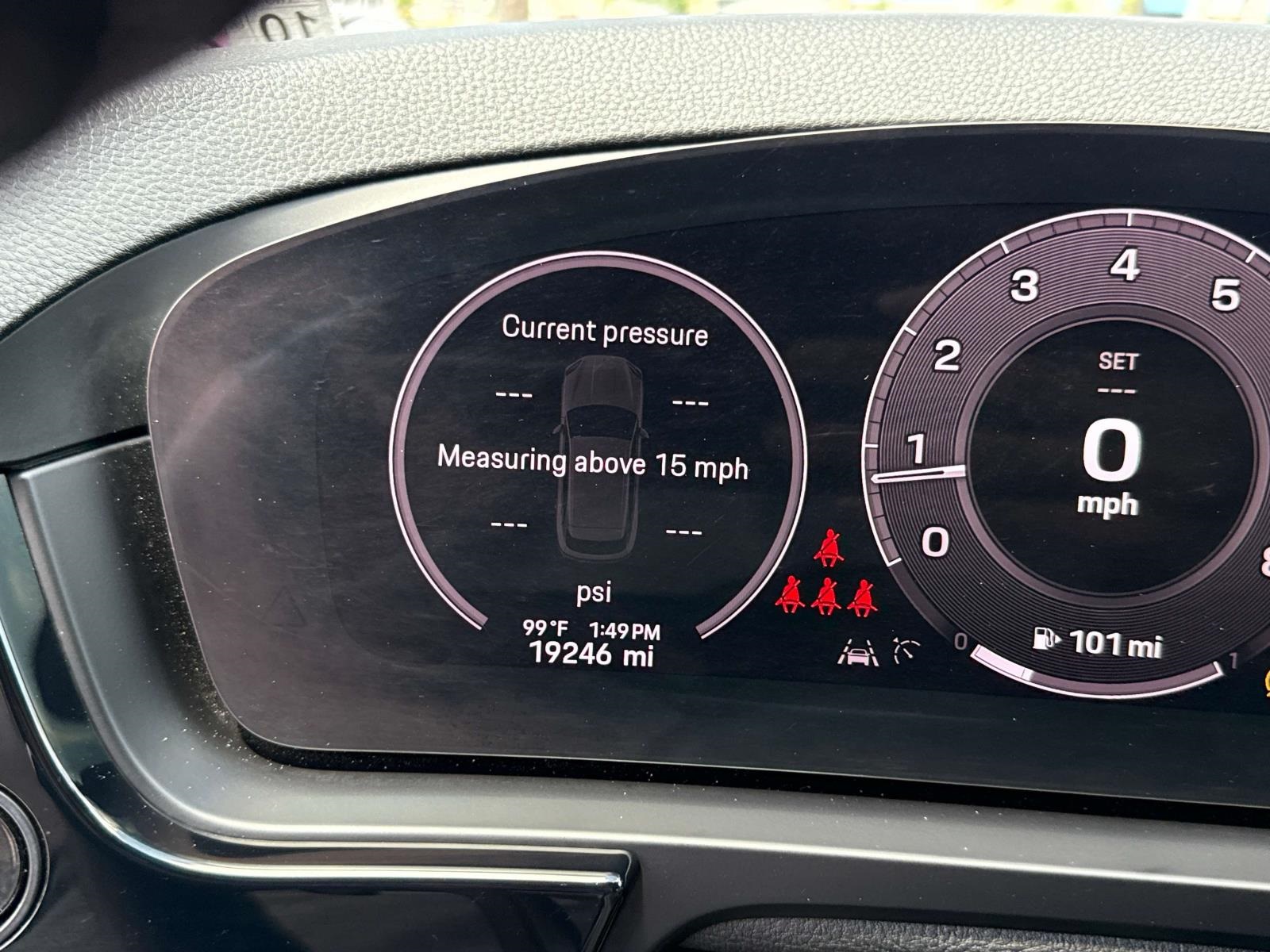 2024 Porsche Cayenne Base photo 26