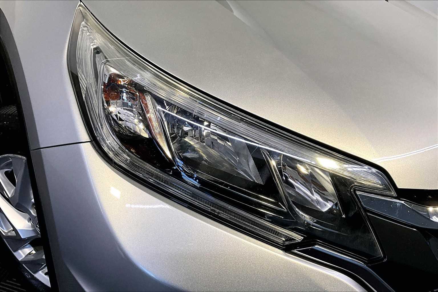 2016 Honda CR-V EX-L photo 26