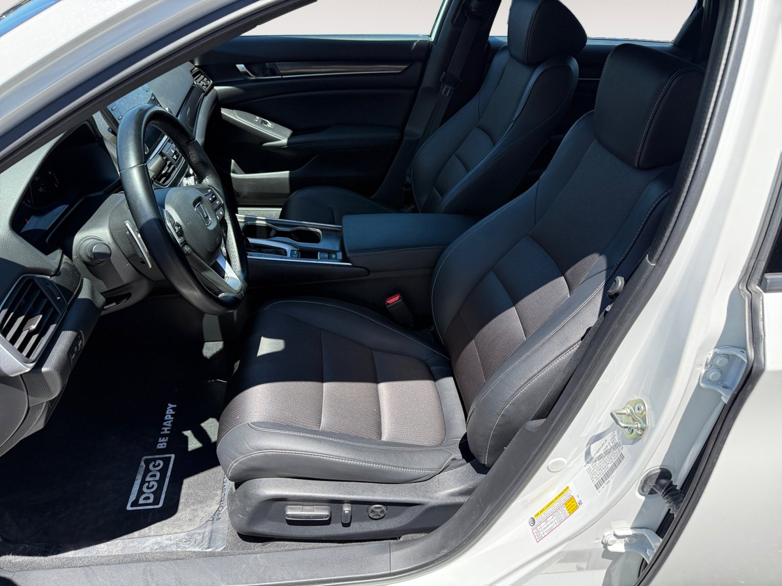 2020 Honda Accord Sport photo 10
