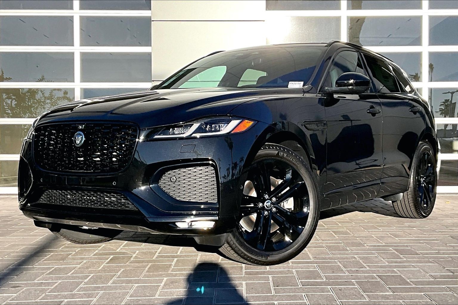 2026 Jaguar F-Pace R-Dynamic S's photo