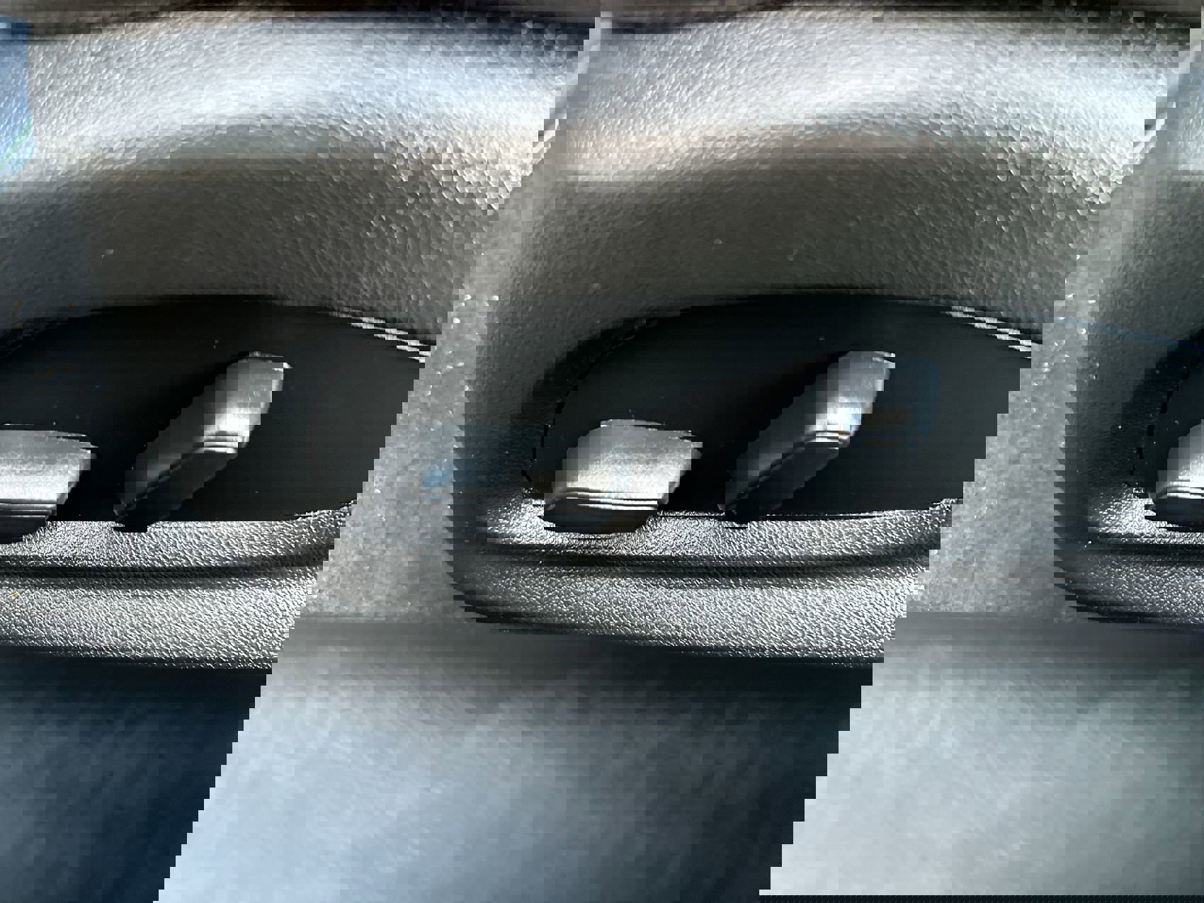 2020 Chevrolet Camaro LT1 photo 12