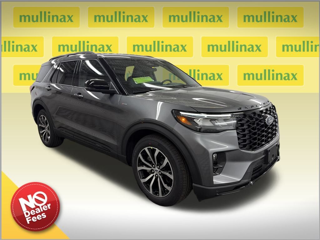 2026 Ford Explorer ST-LINE's photo