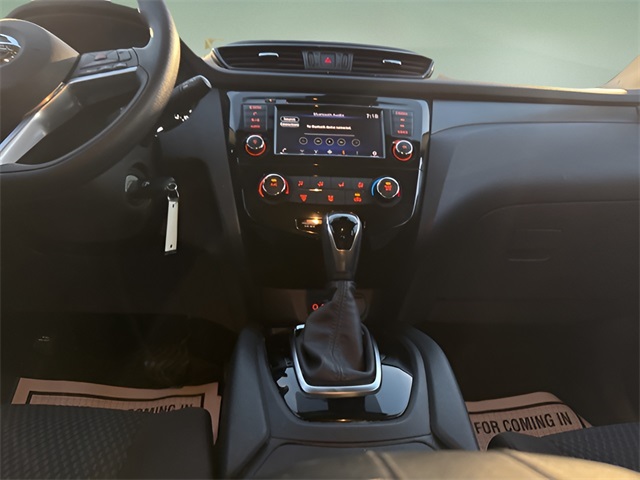 2020 Nissan Rogue Sport S photo 12