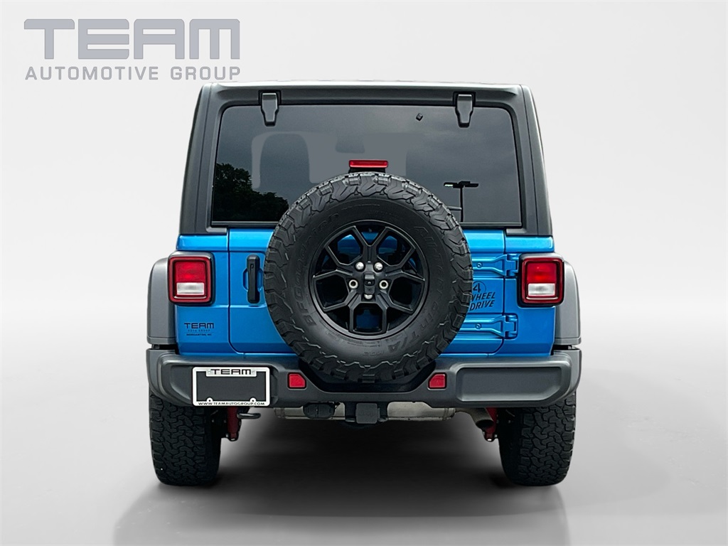 2024 Jeep Wrangler Willys photo 6