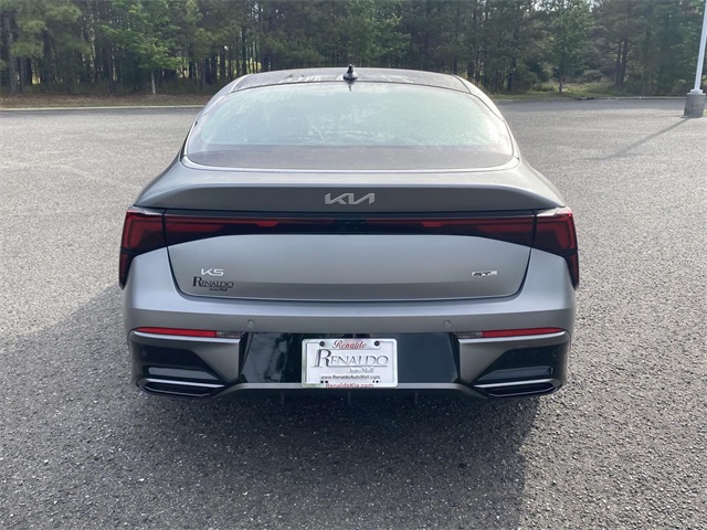 2025 Kia K5 GT-Line photo 4