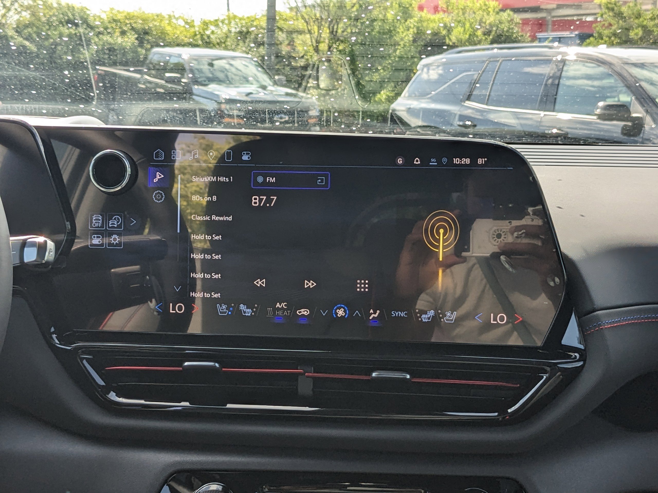 2025 Chevrolet Silverado EV RST photo 18