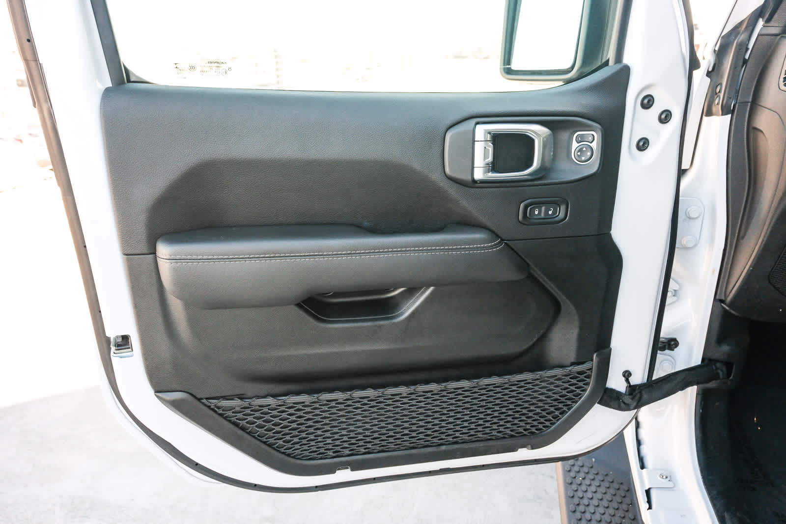2022 Jeep Wrangler 4xe Unlimited Sahara photo 22