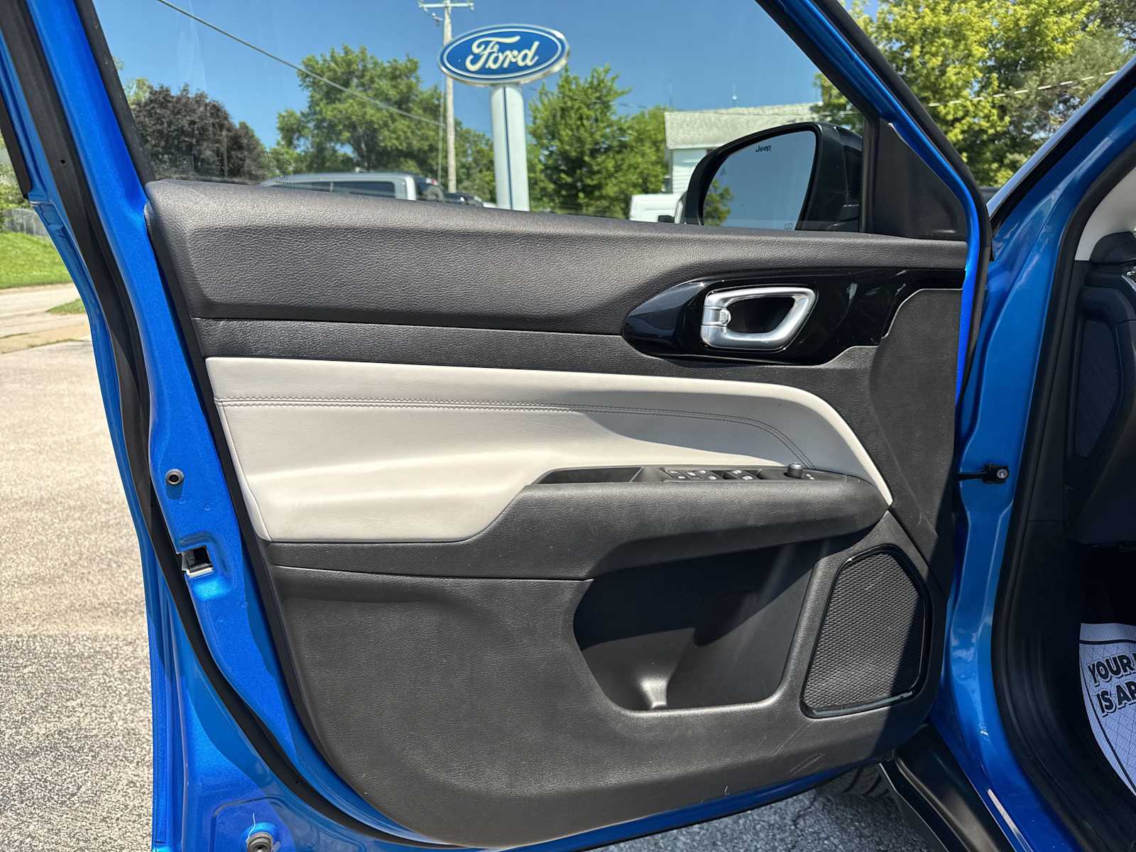 2022 Jeep Compass Limited photo 14